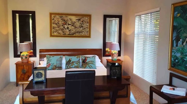 Lotus House BnB