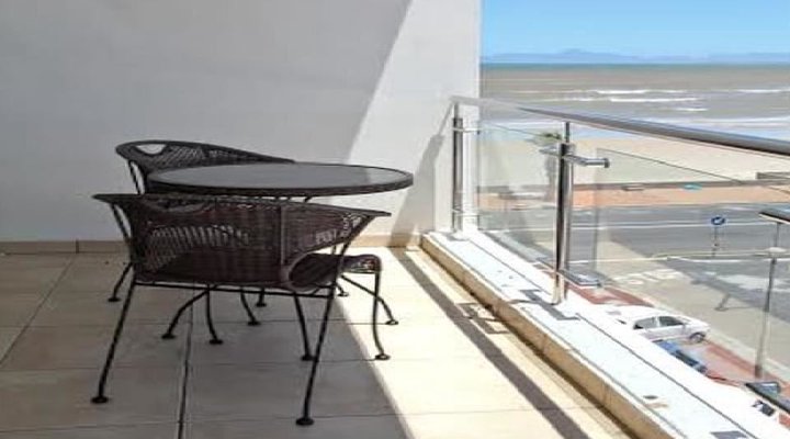 Hibernian Towers 412