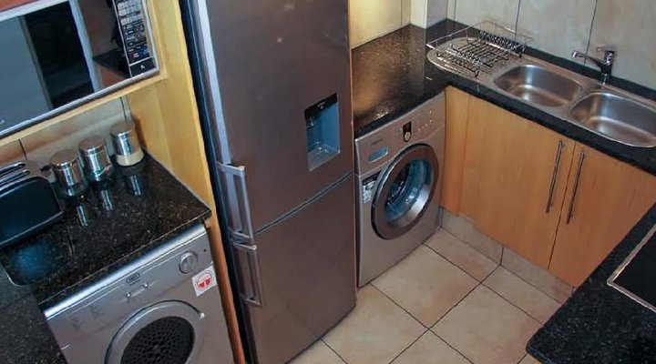 Hibernian Towers 412