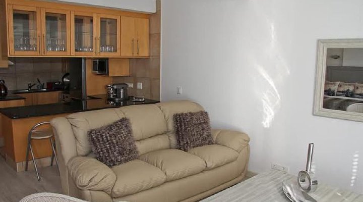 Hibernian Towers 405