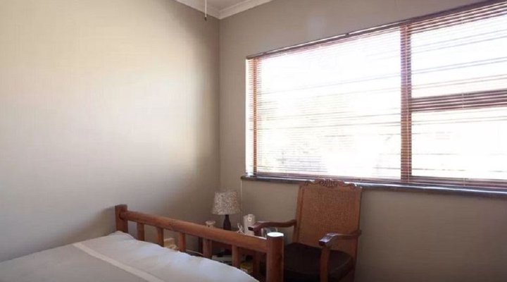 Sue's BnB in Bothasig
