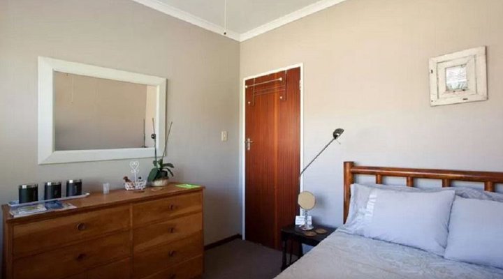 Sue's BnB in Bothasig