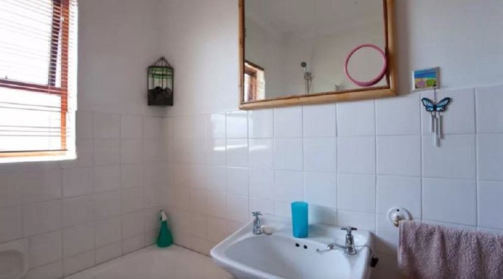 Sue's BnB in Bothasig