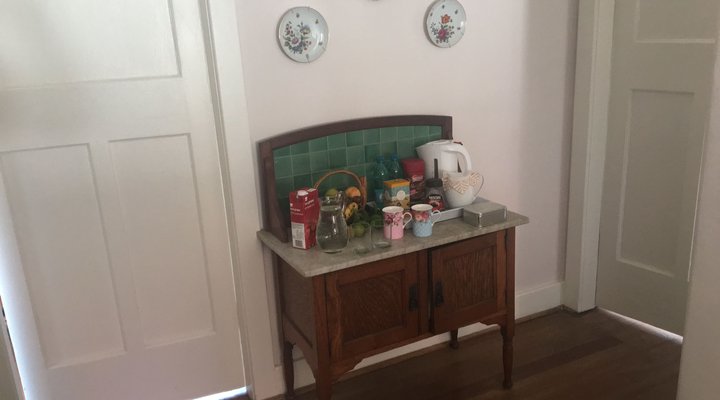 Jentina's Guest House