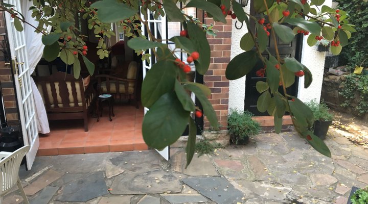 Jentina's Guest House