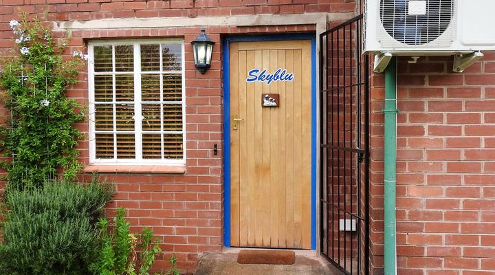 SkyBlu and Ultraviolet