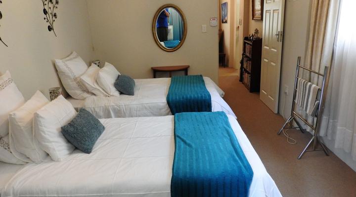 SkyBlu and Ultraviolet