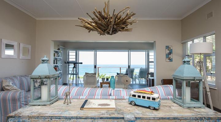 The Beach Cottage on Dolphin Bay