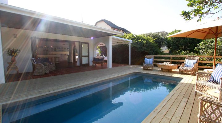 Long Story Guest House & Cooks Kitchen