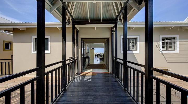 Broom's Estate Lodge