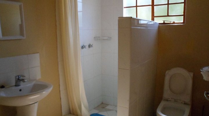 Pacific Conqueror Self Catering