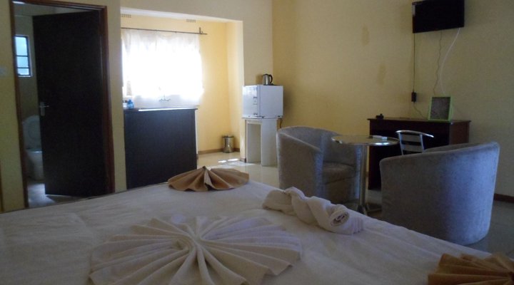 Pacific Conqueror Self Catering