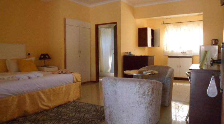 Pacific Conqueror Self Catering