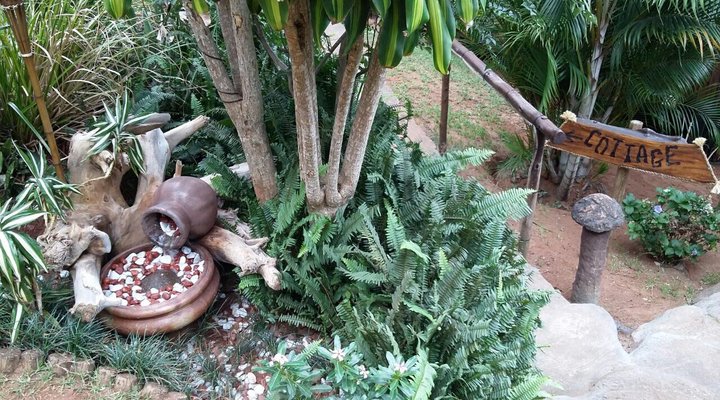 Rocky Pool Guest Cottage