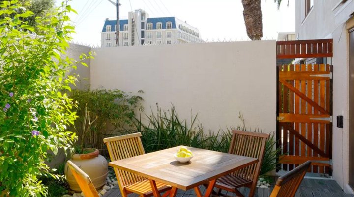 Perfect Location in Green Point