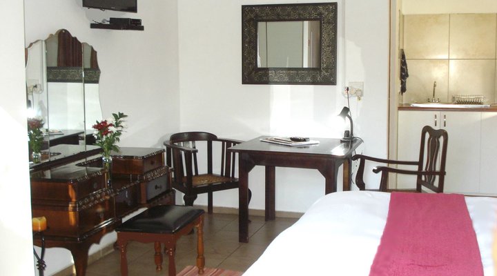 Kuru-Kuru Guest House