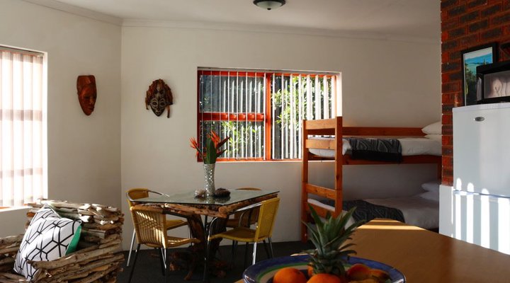 Cristal Cove Guest House