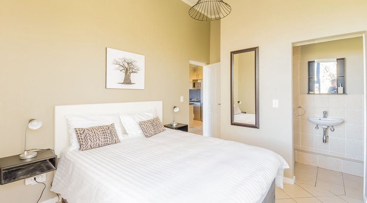Somerset Links Business Apartment
