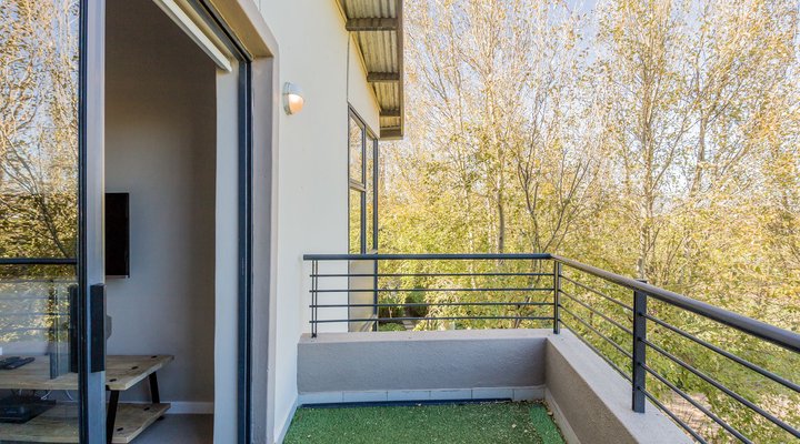 Somerset Links Business Apartment