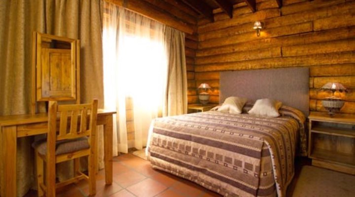 2 Nights at Highlands Mountain Retreat Golden Gate Highlands National Park SANParks