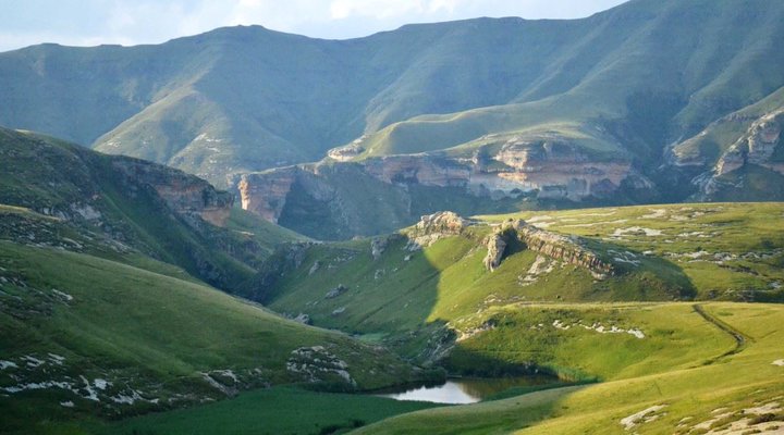 2 Nights at Highlands Mountain Retreat Golden Gate Highlands National Park SANParks