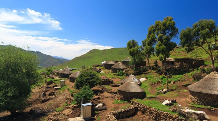 2 Nights at Basotho Cultural Village Golden Gate Highlands National Park SANParks