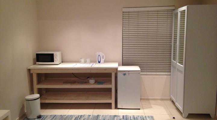 Perfect 10 - Studio Two/The Motel Room