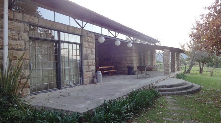 Twin Oaks Guest Farm