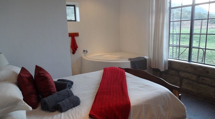 Twin Oaks Guest Farm