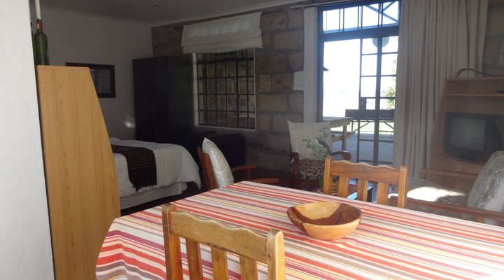 Twin Oaks Guest Farm