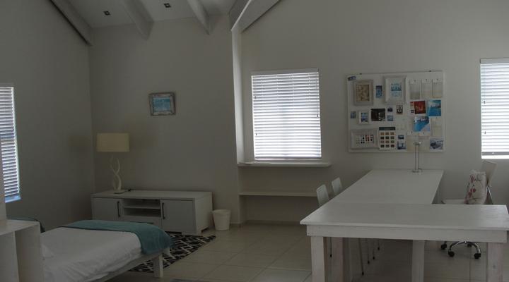 Perfect 10 - Front of House