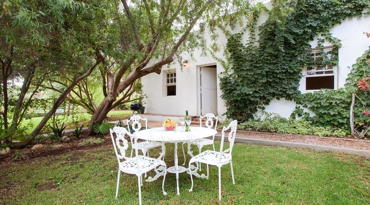Bougainvillea Cottage