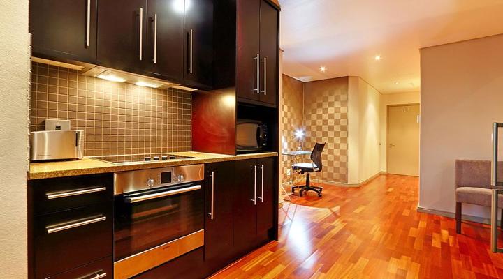 Afribode's Mountain View Suite