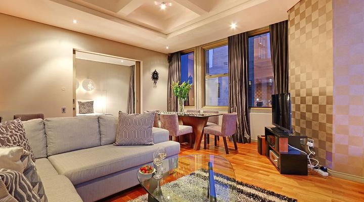 Afribode's Mountain View Suite