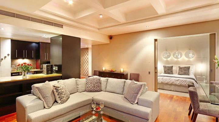 Afribode's Mountain View Suite