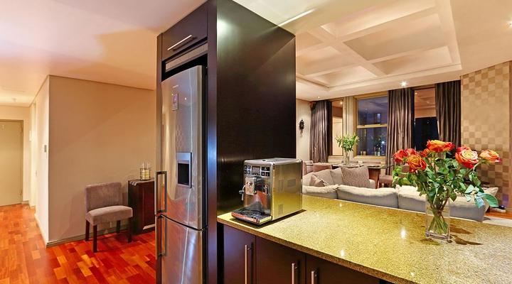 Afribode's Mountain View Suite