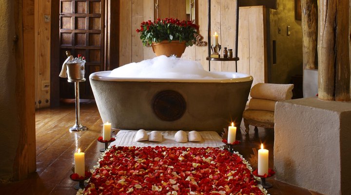 &Beyond Ngorongoro Crater Lodge