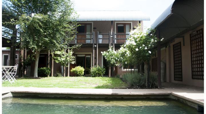 Shady Pines Guesthouse