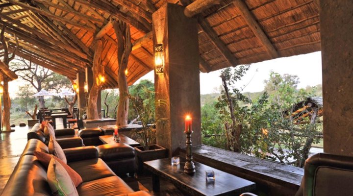 4 Nights, 2 Luxury Lodges in Balule Nature Reserve