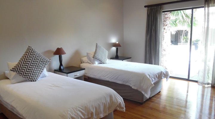 Ibhayi Guest Lodge- Lion Roars Hotels & Lodges