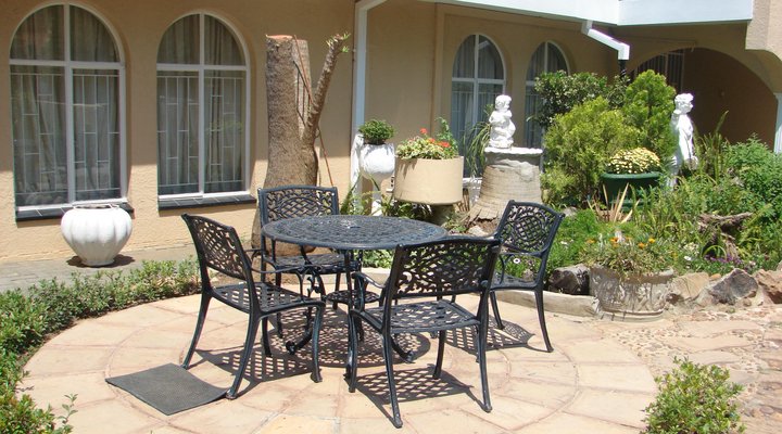 Four Nox Guest House