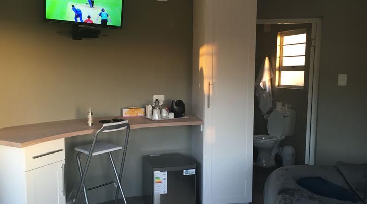 A Stone's Throw Bed & Breakfast