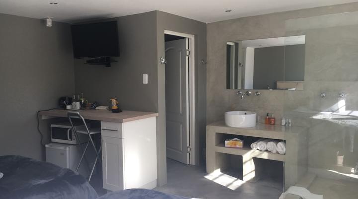 A Stone's Throw Bed & Breakfast