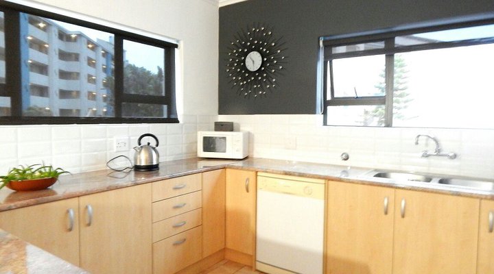 Dinamik Holiday Homes Bloubergrant