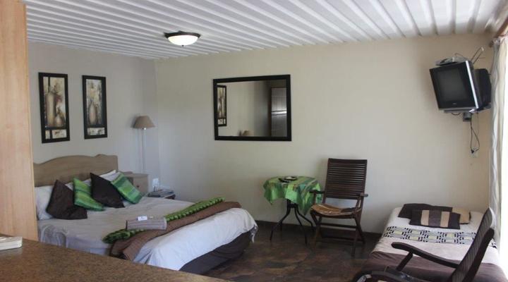 Lion's Den Guest House