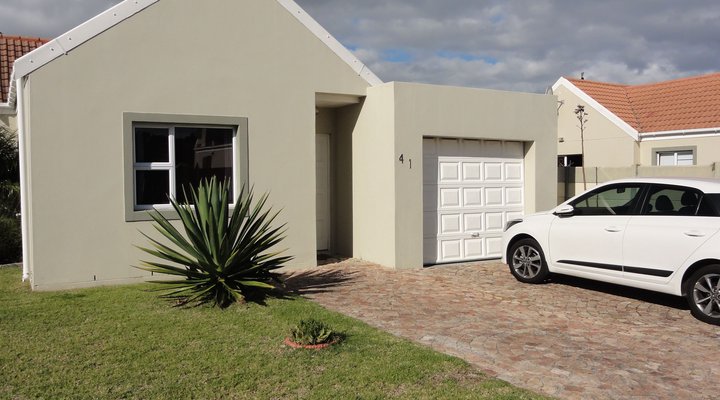 41 Clairvaux Franskraal