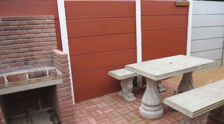 Muller's Place