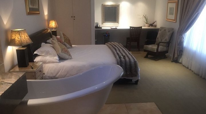 Ash Manor Luxury Guesthouse