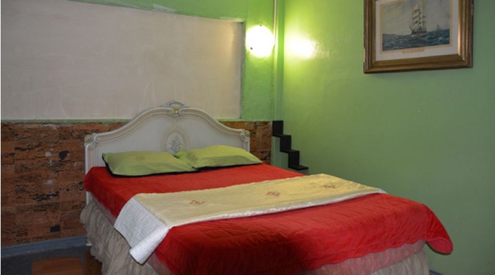 Hostel - 21