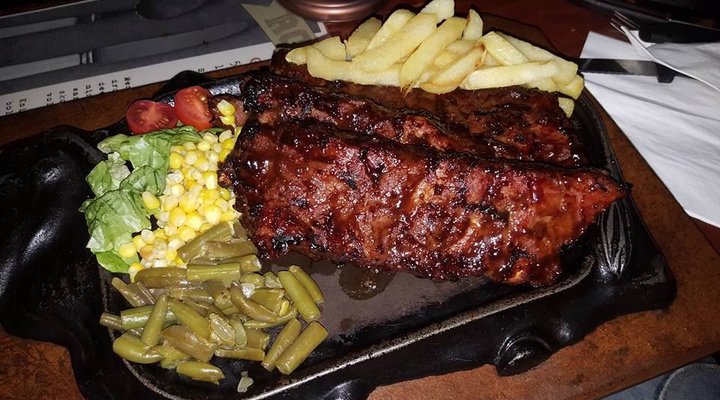 Little Ranch Restaurant & BBQ Bar